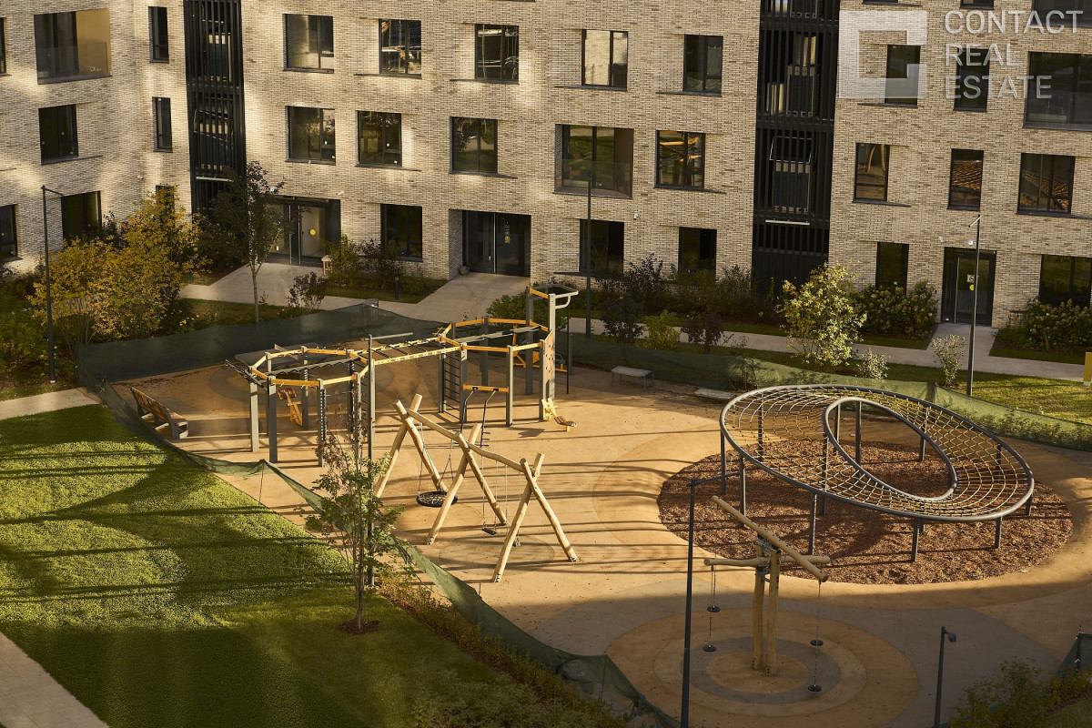 Эдуарда Стрельцова ул., д. 2, корп. 1 «FORIVER» (Форивер)