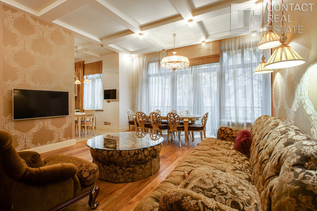 Большой Палашёвский пер., д. 10