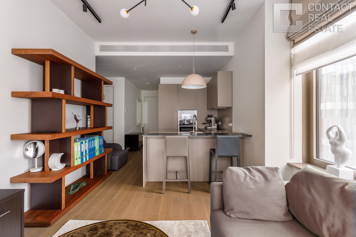 Костикова ул., д. 4, корп. 1, «Лаки» (Lucky)