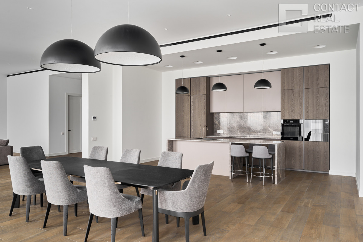 Костикова ул., д. 4, корп. 1, «Лаки» (Lucky)