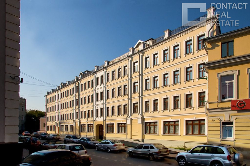 Овчинниковский Б. пер., д. 20