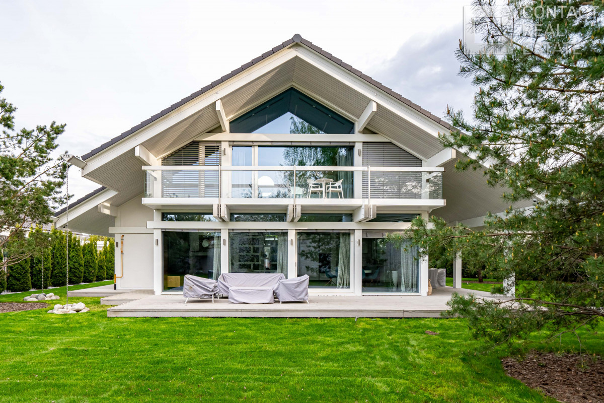 Ренессанс парк